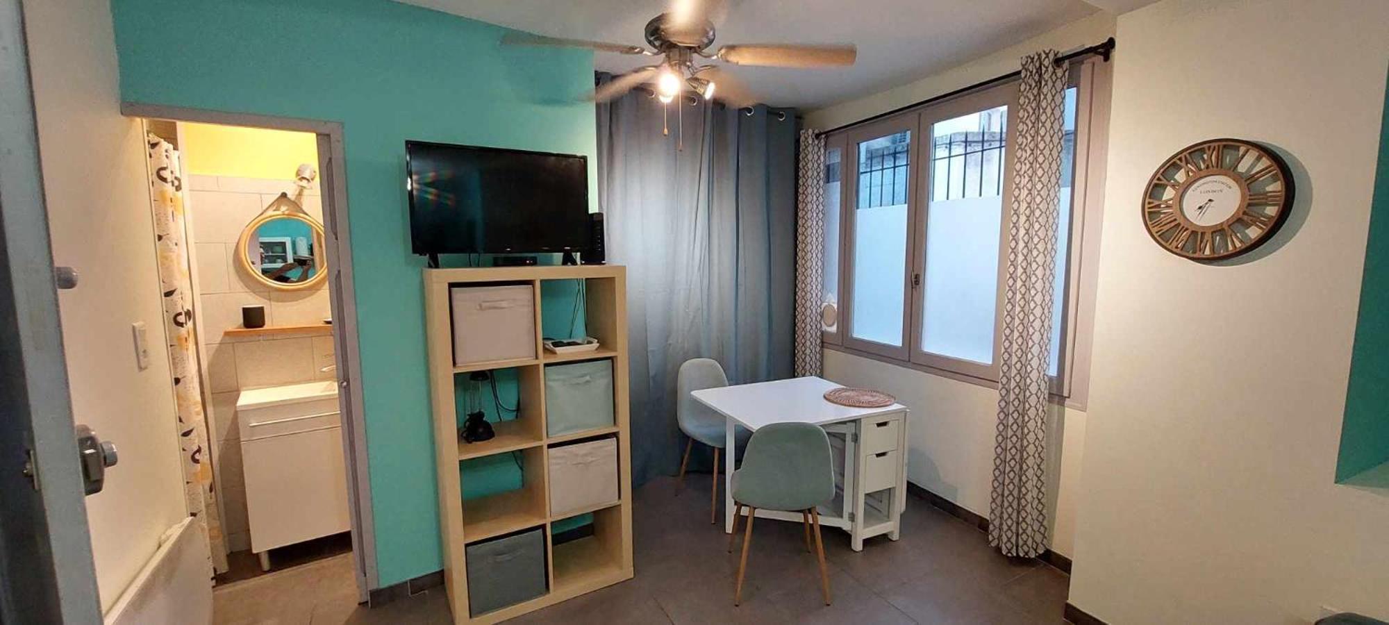 Charmant Studio Avignon Luaran gambar